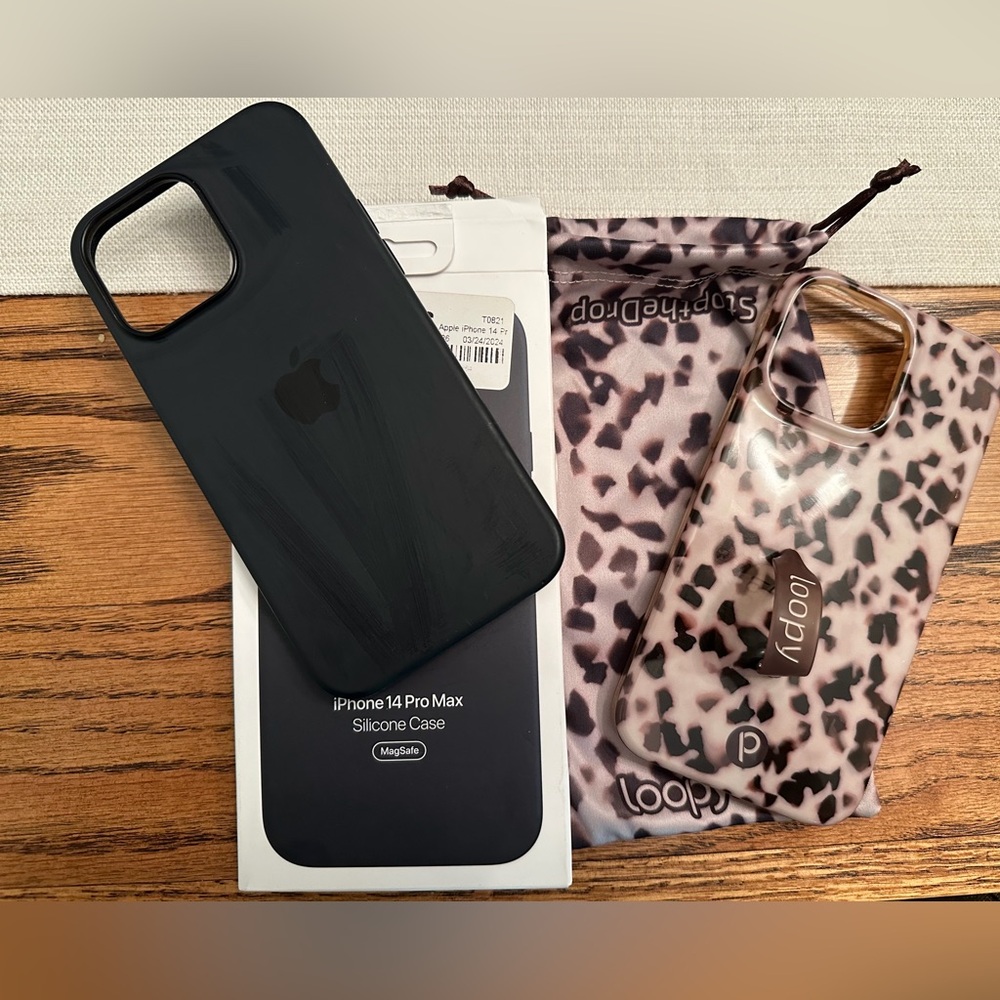 Loopy & Apple -  iPhone 14 Pro Max Case bundle